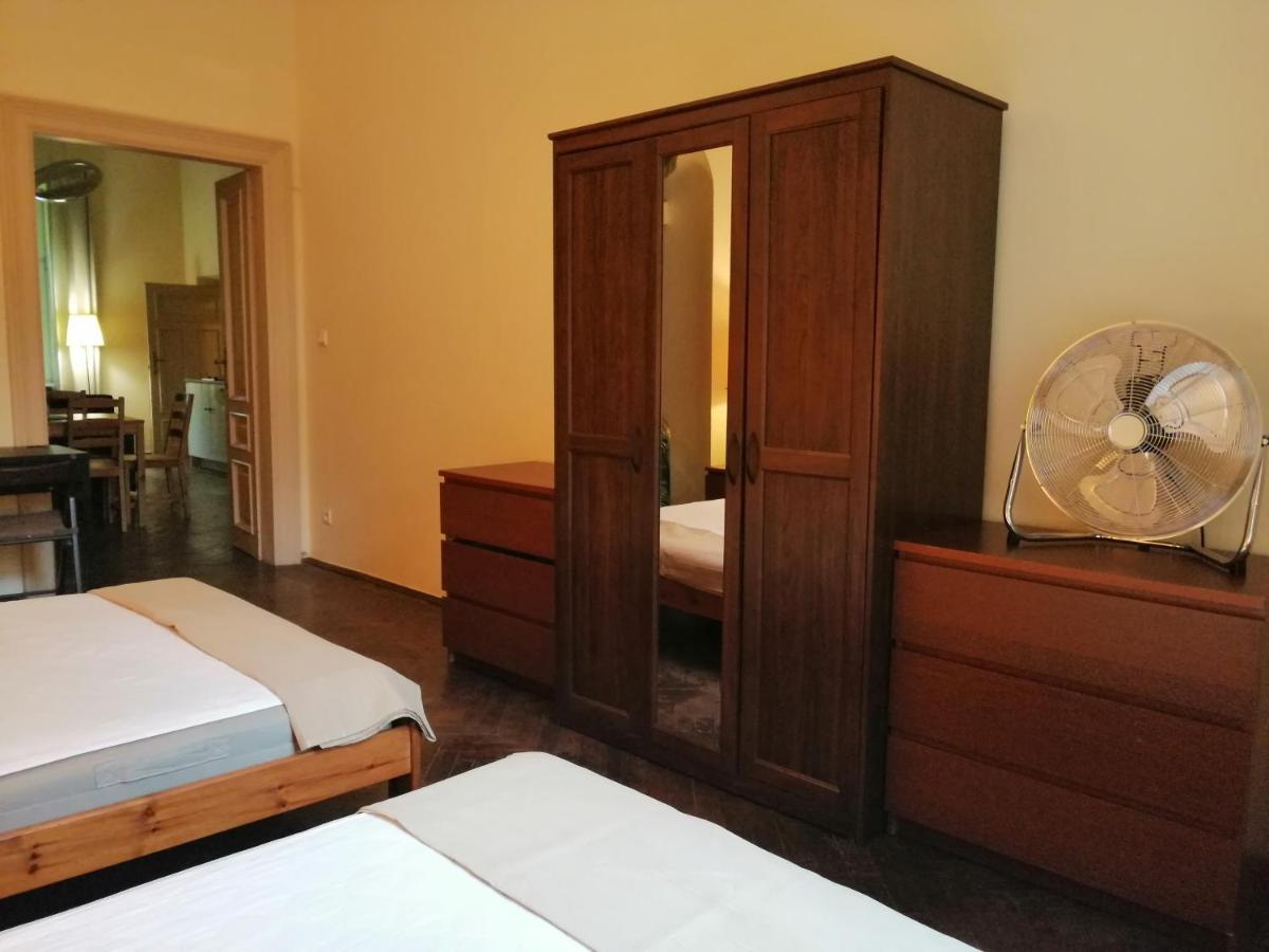 קרקוב Prestige Location Apartments Pijarska Street מראה חיצוני תמונה