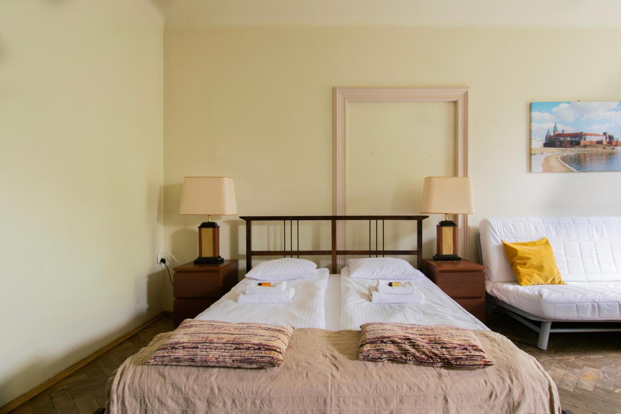 קרקוב Prestige Location Apartments Pijarska Street מראה חיצוני תמונה
