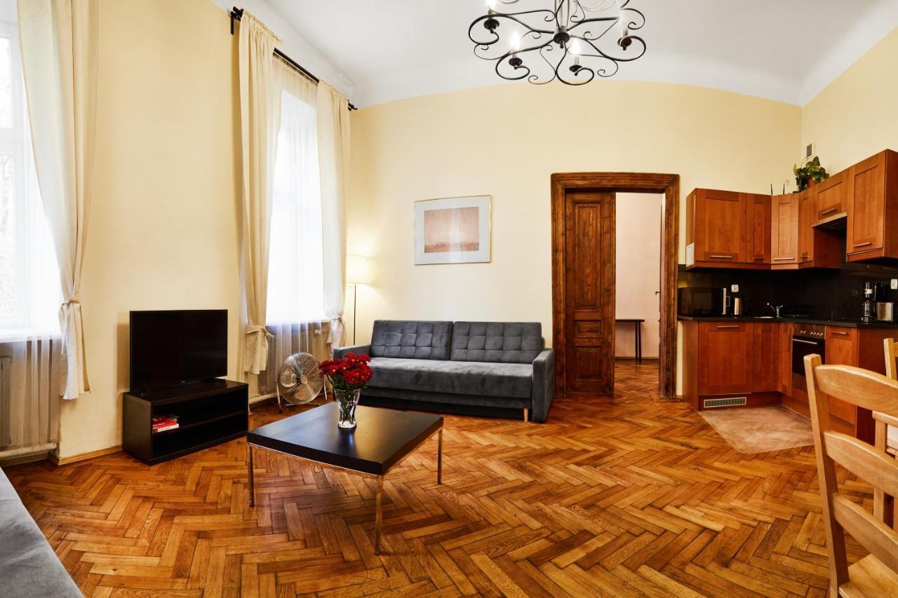 קרקוב Prestige Location Apartments Pijarska Street מראה חיצוני תמונה