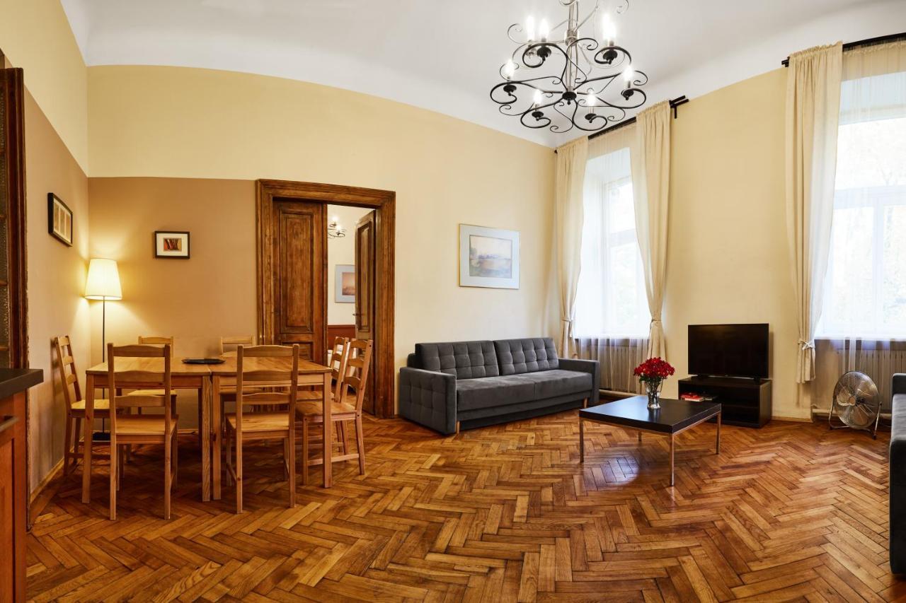 קרקוב Prestige Location Apartments Pijarska Street מראה חיצוני תמונה
